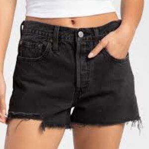 Levi’s 501 black shorts